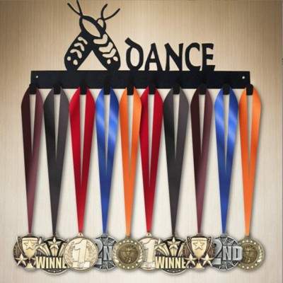 What Design Options Are Available for Personalized Gymnastics Medal Holders??